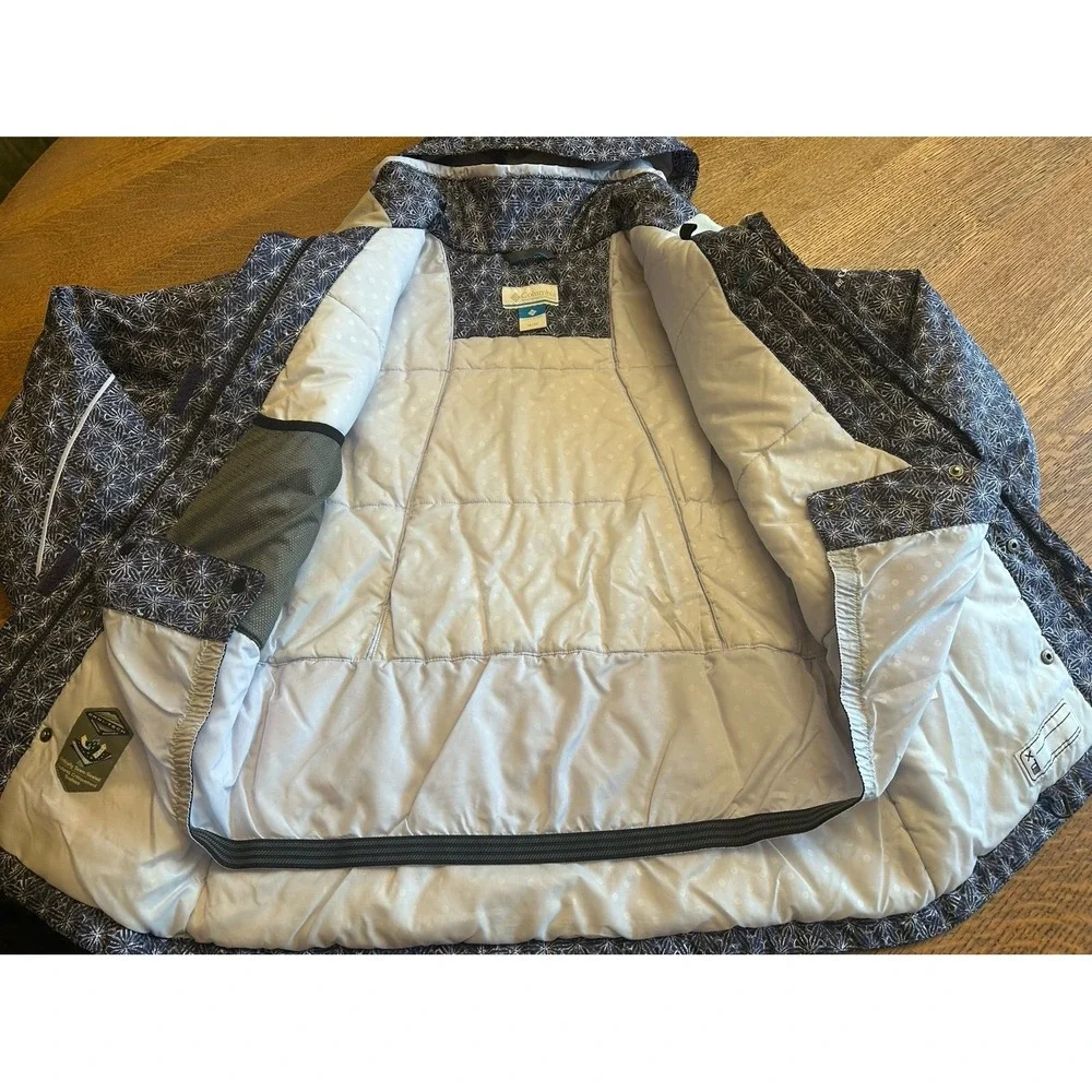 Girls Columbia Ski Jacket – Size 18/20 – Purple Snowflake – Excellent Condition